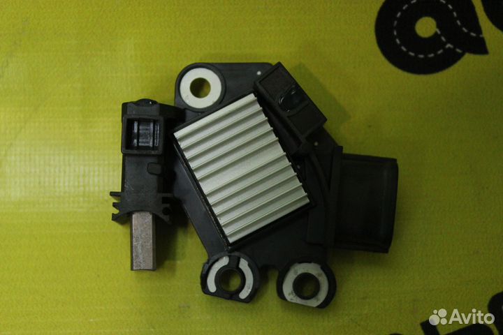 Регулятор напряжения Хендай Солярис