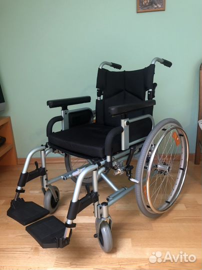Коляска инвалидная