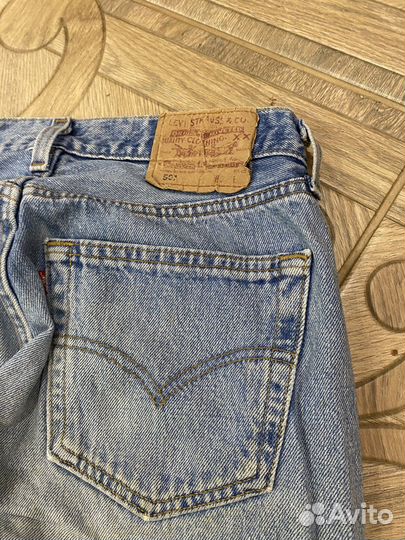 Джинсы levis