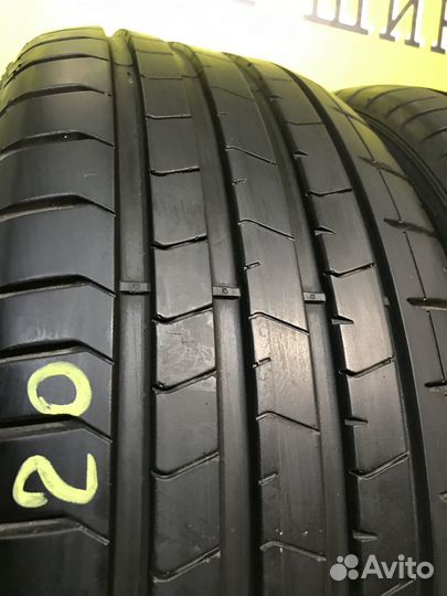 Pirelli P Zero PZ4 235/50 R20 104Y