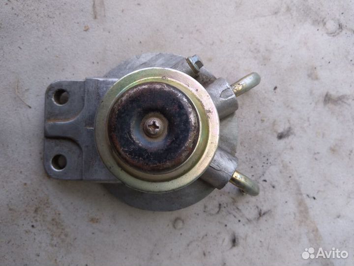 Кронштейн масляного фильтра 4D68 Mitsubishi RVR 1