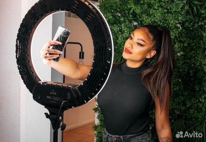 Новые кольцевые лампы / Магазин