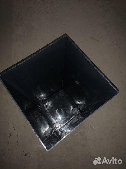 Кашпо горшок для цветов