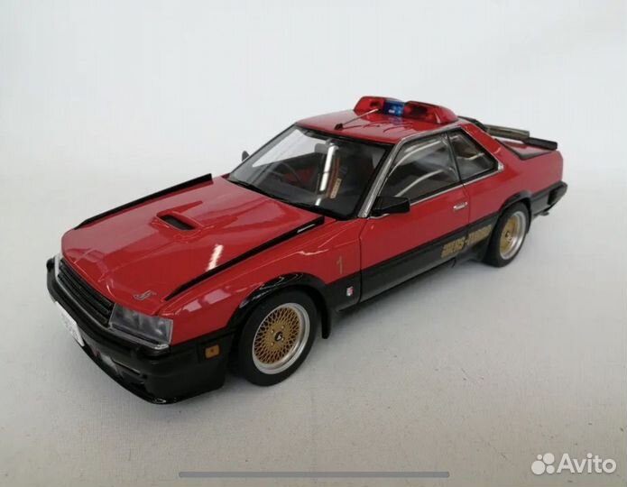 1:18 autoart nissan skyline(DR30) RS-1