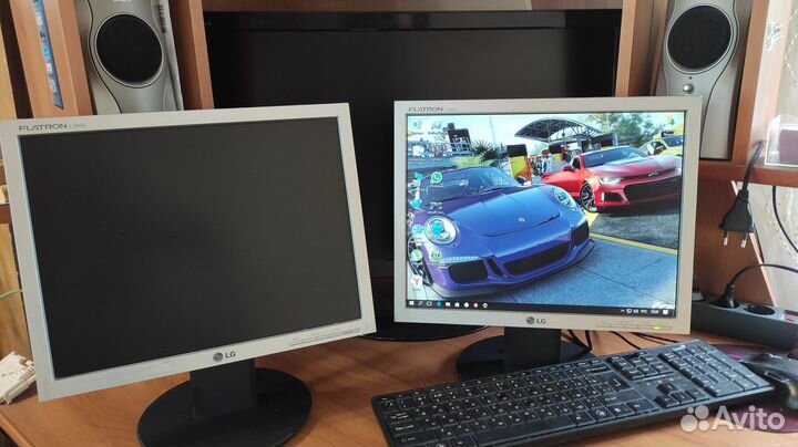 ЖК монитор 15