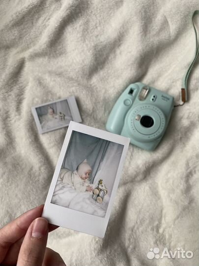 Фотоаппарат с моментальной печатью instax nini 9