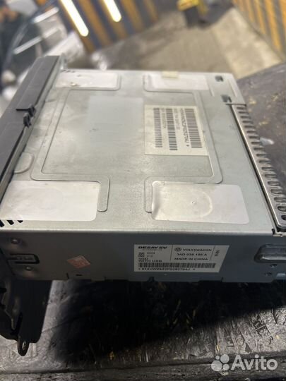 Магнитол на Volkswagen polo