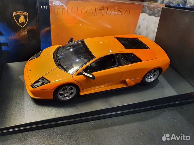 1:18 Autoart Lamborghini Murcielago Orange