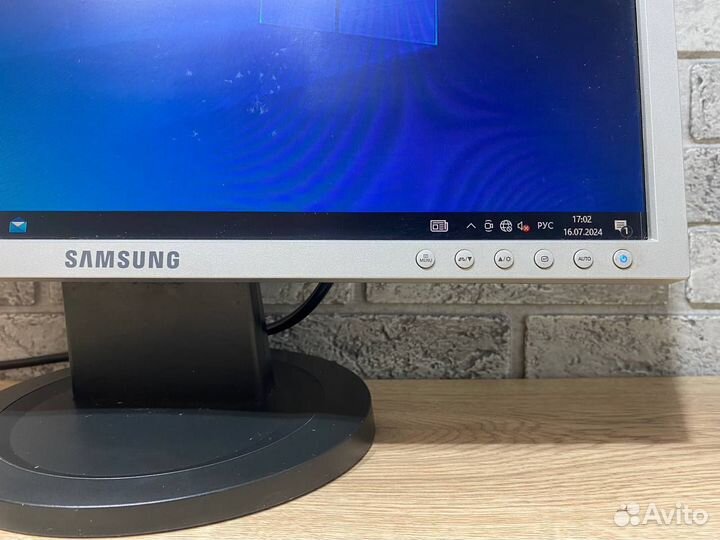 Монитор Samsung SyncMaster 920NW