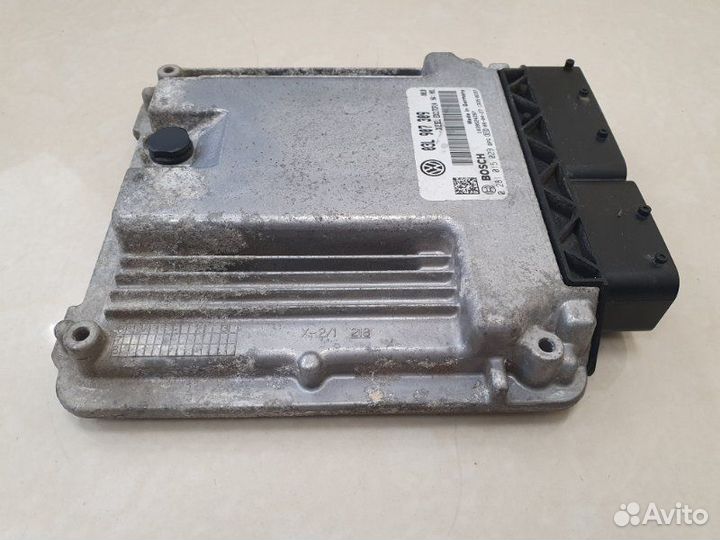 Блок управления двигателем Volkswagen Passat B6