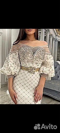 Вечернее платье