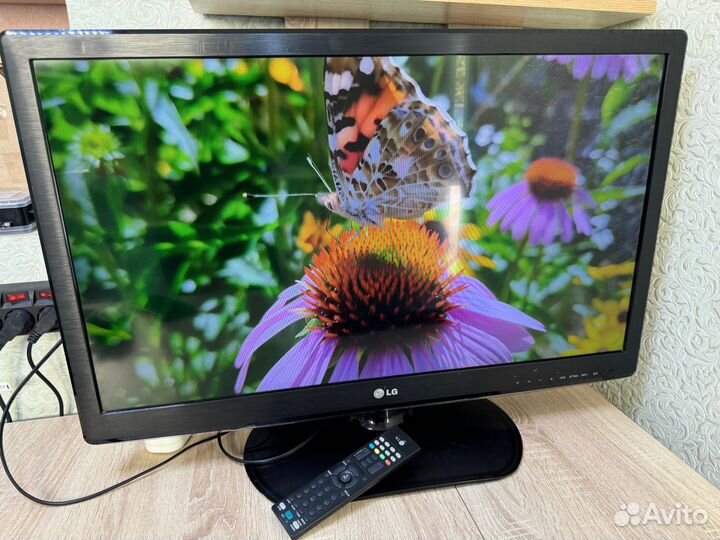 Телевизор LG 81см