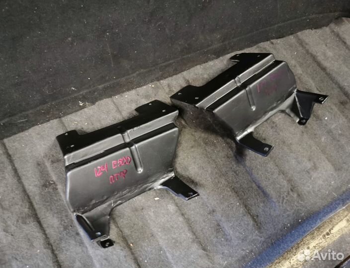 Кронштейны птф перд бампера Mercedes W124 E500