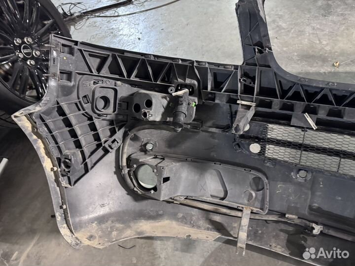 Бампер передний Volkwagen Multivan T5