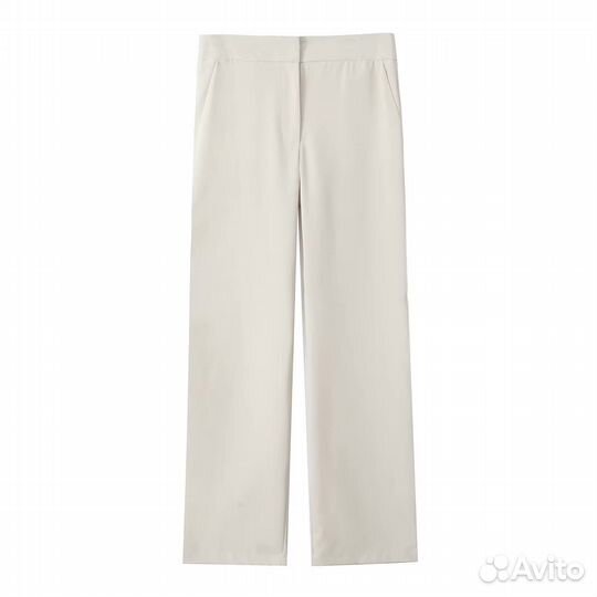 Новый брючный костюм женский светлый 44/46