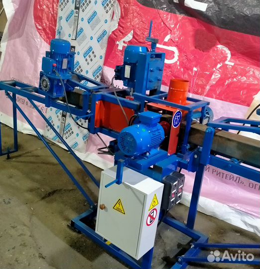 Станок с автоподачей для зачистки прямоуг.труб