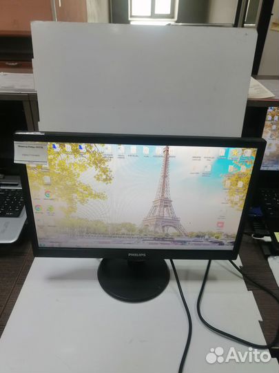 Монитор Philips 193V5L