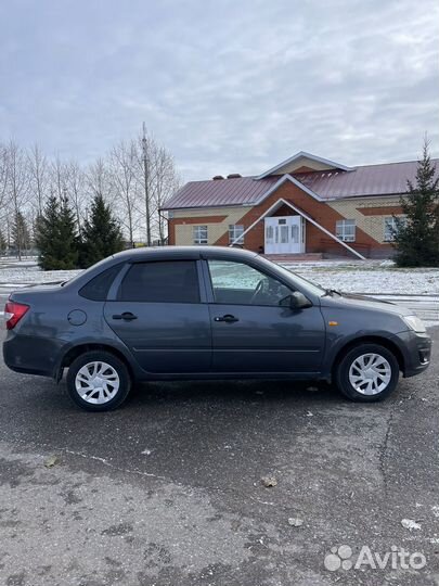 LADA Granta 1.6 МТ, 2015, 173 000 км