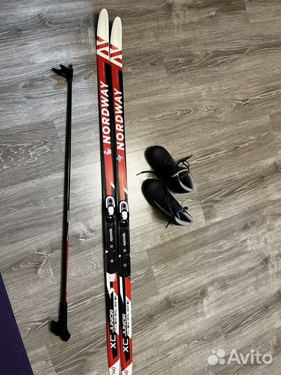 Беговые лыжи