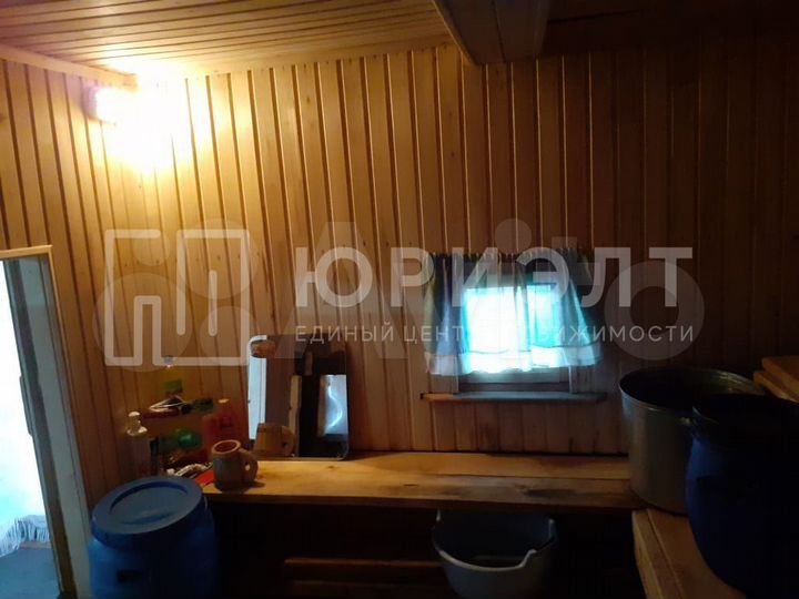 Дом 25,9 м² на участке 23,3 сот.