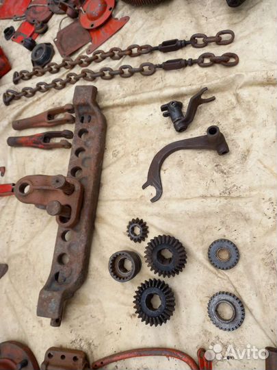 Запчасти на трактор Т25