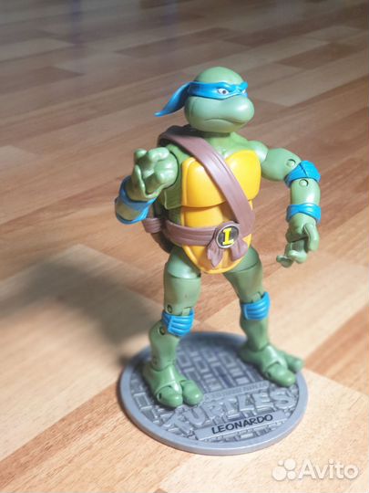 Черепашка-ниндзя Леонардо