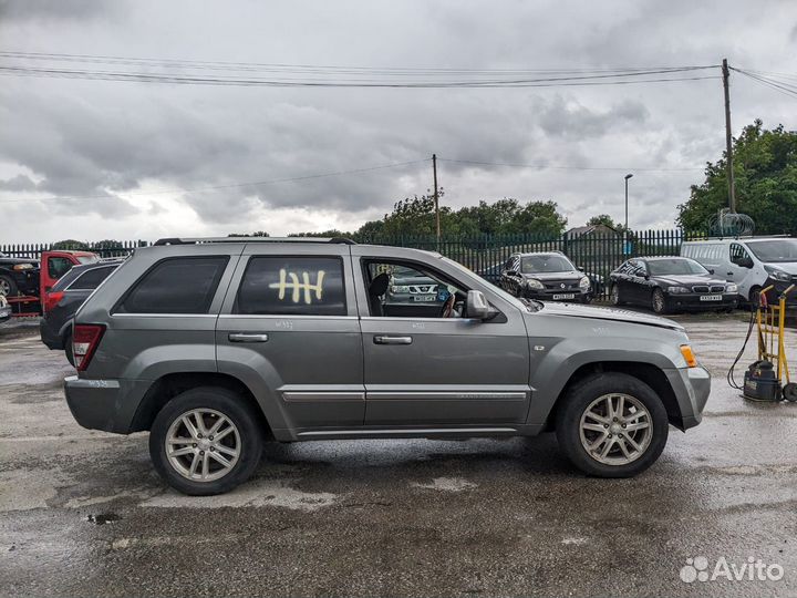 Блок управления парктроником Jeep Grand Cherokee