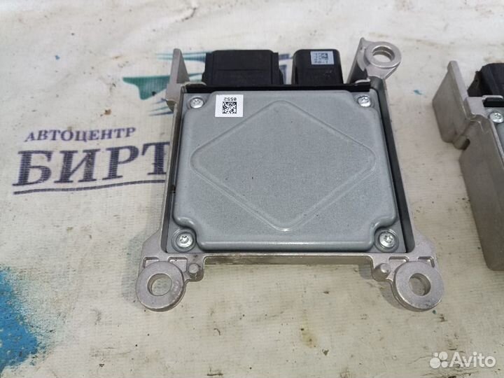Блок управления airbag Ford Focus II (2005—2008)