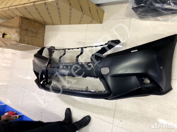 Бампер передний Lexus IS250 / 350 06-11