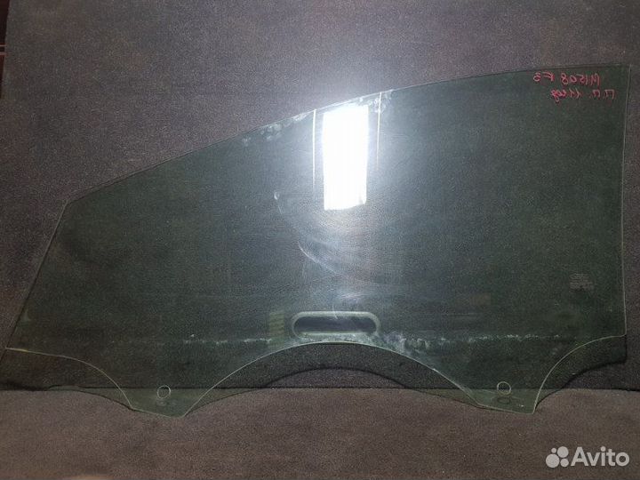 Стекло переднее правое Ford Focus 3 хэтчбек 1.6