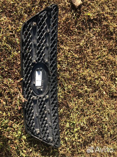 Решетка радиатора kia ceed 1