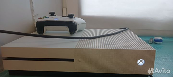 Xbox One s