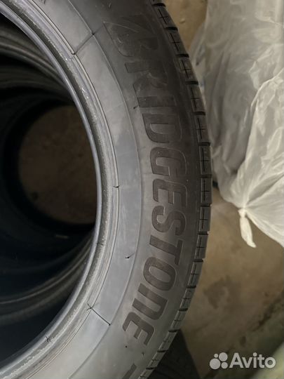 Bridgestone Alenza H/L 33 225/60 R18 100H