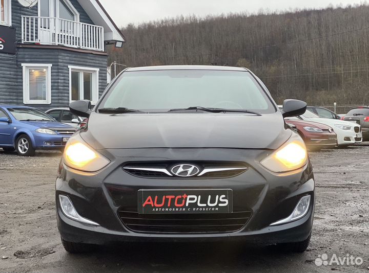 Hyundai Solaris 1.4 AT, 2012, 223 000 км