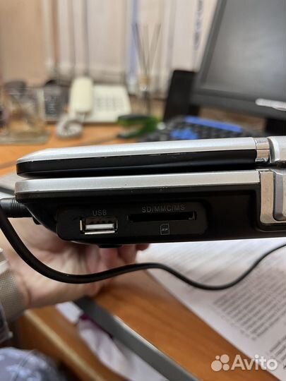 Портативный видеопроигрыватель