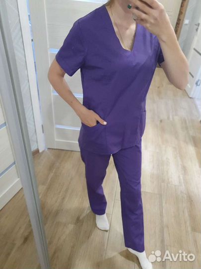 Медицинский костюм женский 42рр в идеальном сост