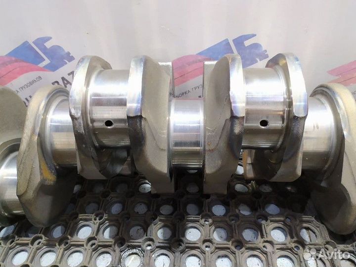 Коленвал Mercedes-Benz Axor