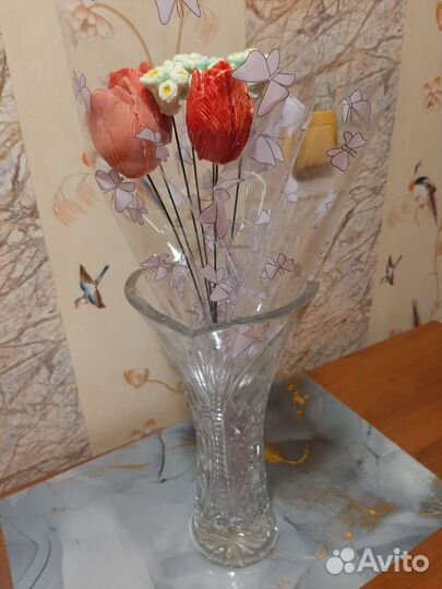 Композиции из шоколадных цветов