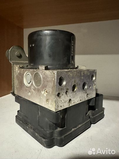 Блок ABS Volkswagen Touareg