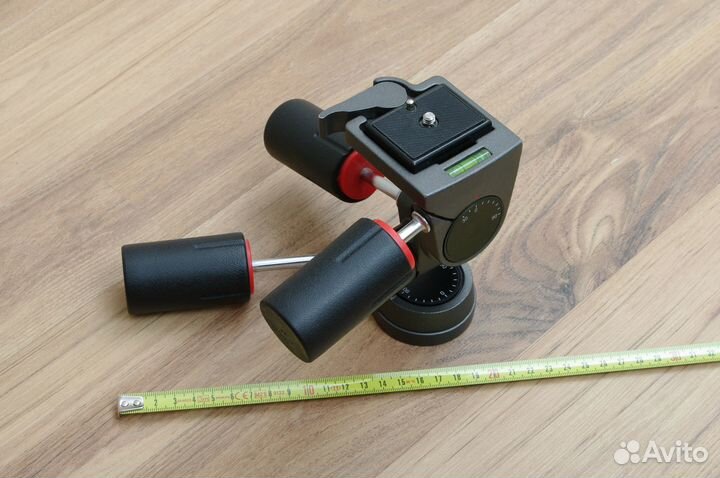 Штативная головка