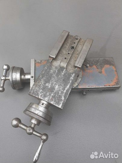 Суппорт токарного станка