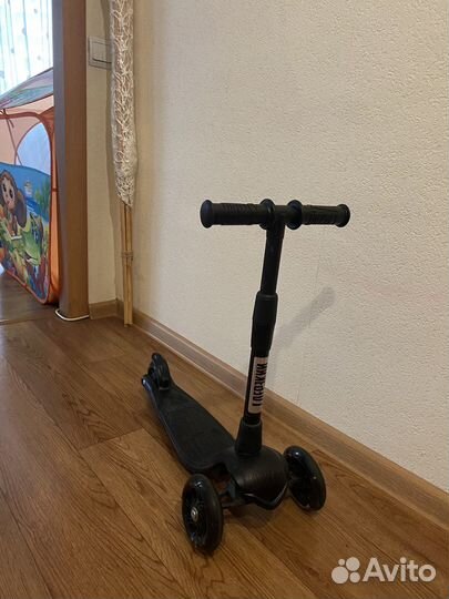 Самокат детский трехколесный