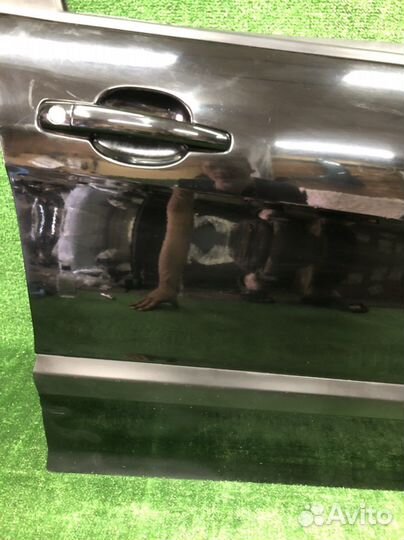 Дверь передняя правая Peugeot 308