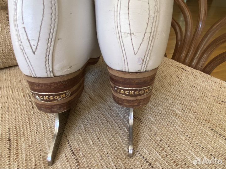 Фигурные коньки jackson freestyle 2191 31/2C