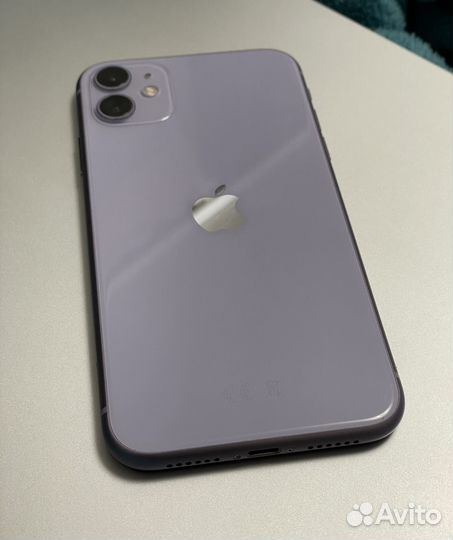 iPhone 11, 64 ГБ