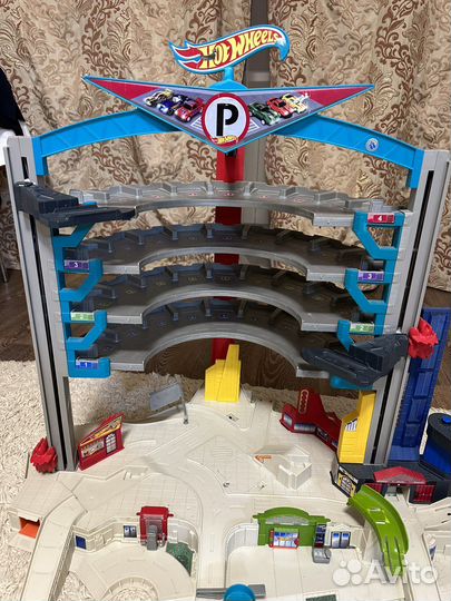 Парковка гараж хот вилс