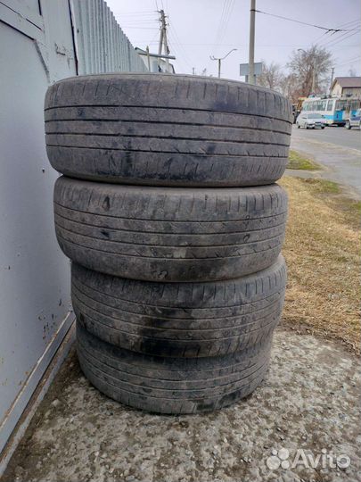 Bridgestone Dueler H/T 225/55 R18