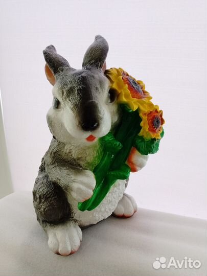 Копилка Зайчик с подсолнухом