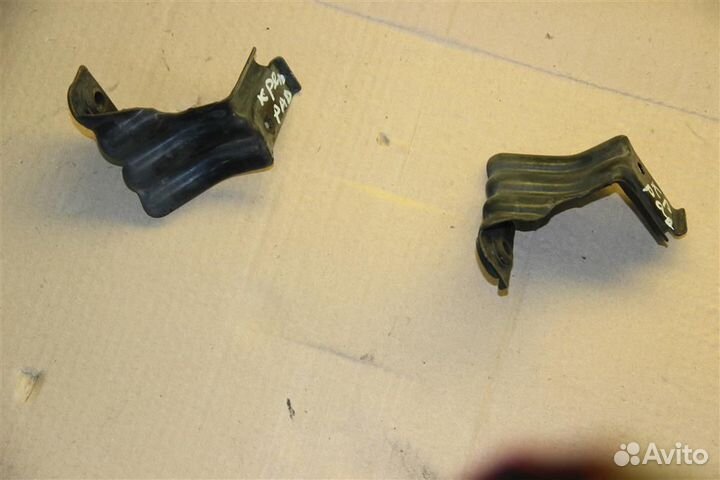 Крепление радиатора Nissan Primera P12E 2002