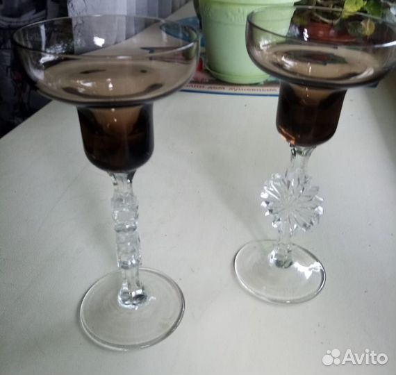 Стеклянные подсвечники